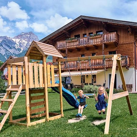 Haus Obermuehle Bed & Breakfast Maria Alm am Steinernen Meer Exterior photo