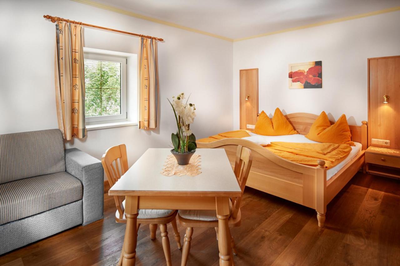 Haus Obermuehle Bed & Breakfast Maria Alm am Steinernen Meer Exterior photo