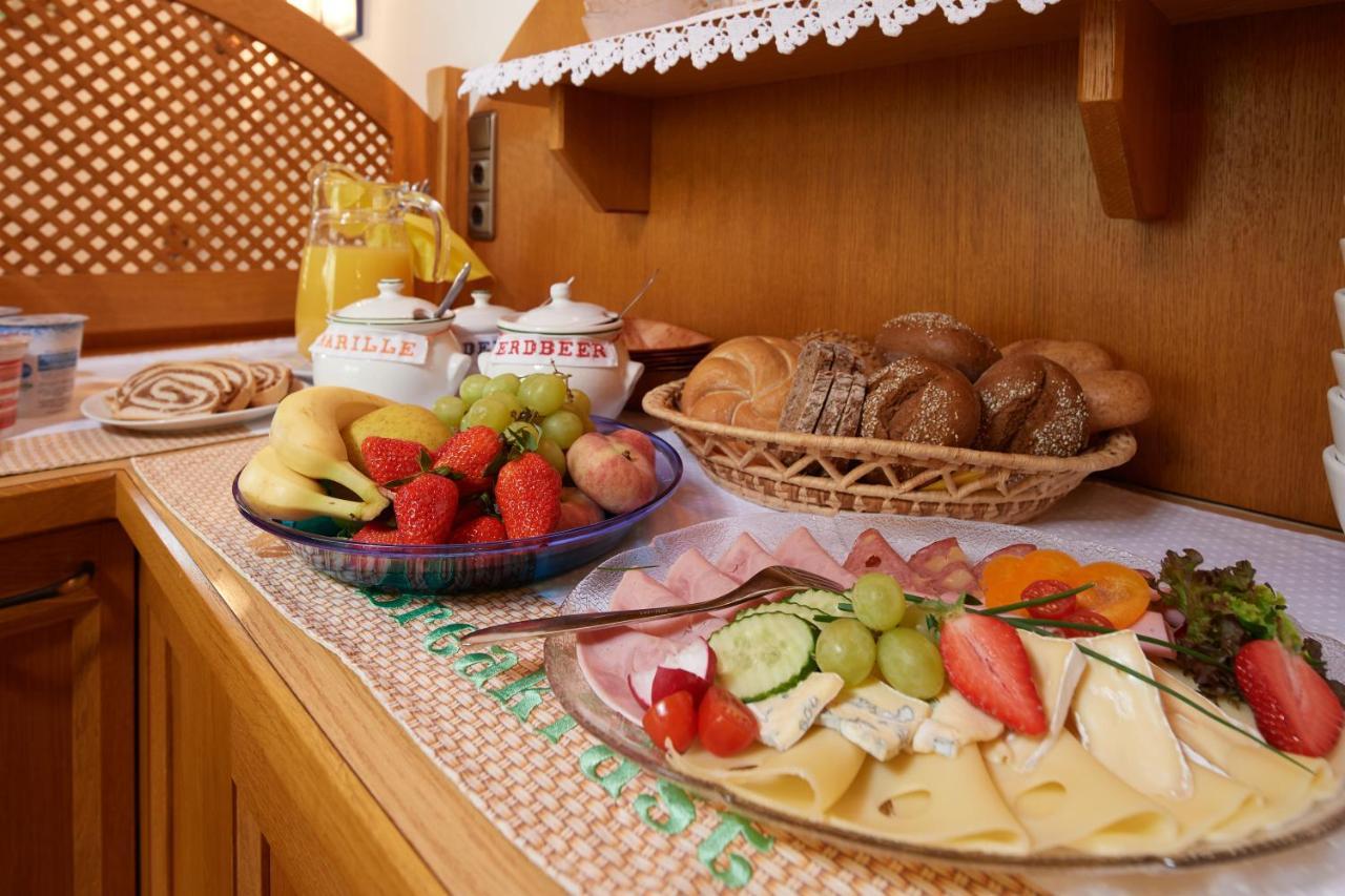 Haus Obermuehle Bed & Breakfast Maria Alm am Steinernen Meer Exterior photo