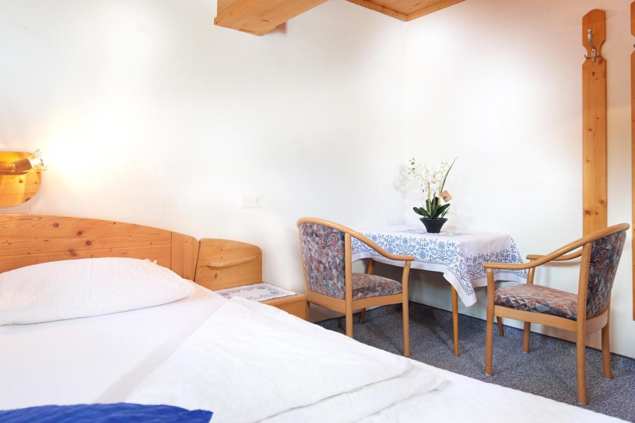 Haus Obermuehle Bed & Breakfast Maria Alm am Steinernen Meer Exterior photo
