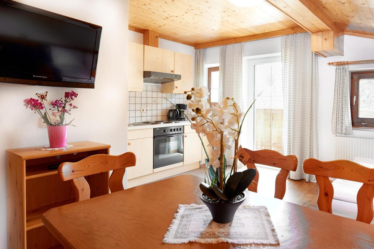 Haus Obermuehle Bed & Breakfast Maria Alm am Steinernen Meer Exterior photo